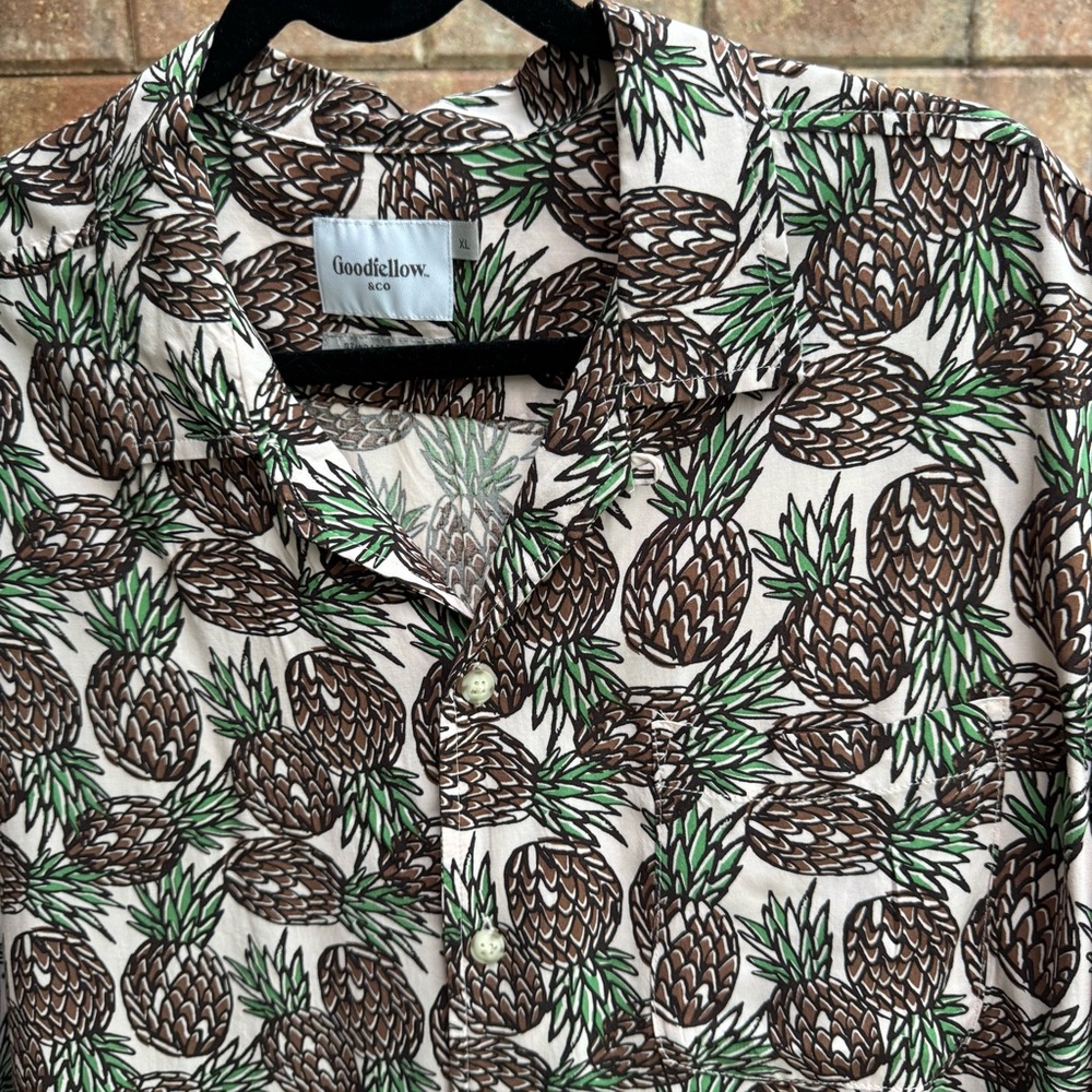 Goodfellow & Co Men’s Tropical Pineapple Casual Camp Collar Button Down Shirt XL - Picture 4 of 7